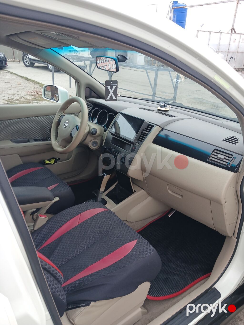 Nissan Tiida: 1.6 l 2006 il Sedan — Avtomobillər, Qobu (4)