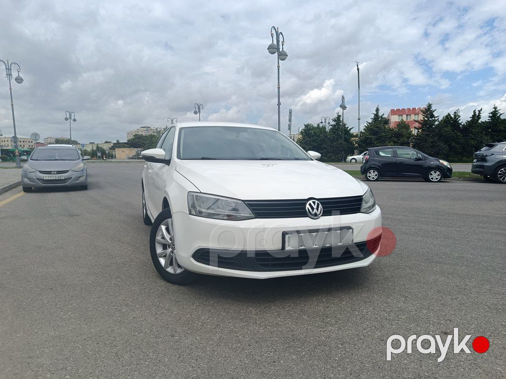 Volkswagen Jetta, 2.0 L, 2013 il, 280 000 km — Avtomobillər, Bakı (4)