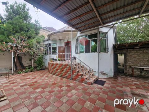 Satılır 3 otaqlı həyət evi/bağ evi 90 m² — Bakı