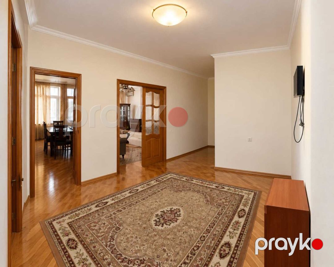 İcarəyə verilir 5 otaqlı yeni tikili 220 m² — Mənzil, Bakı (4)