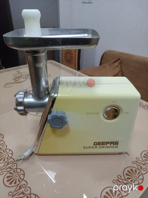 Ətçəkən maşın "Geepas" — Bakı