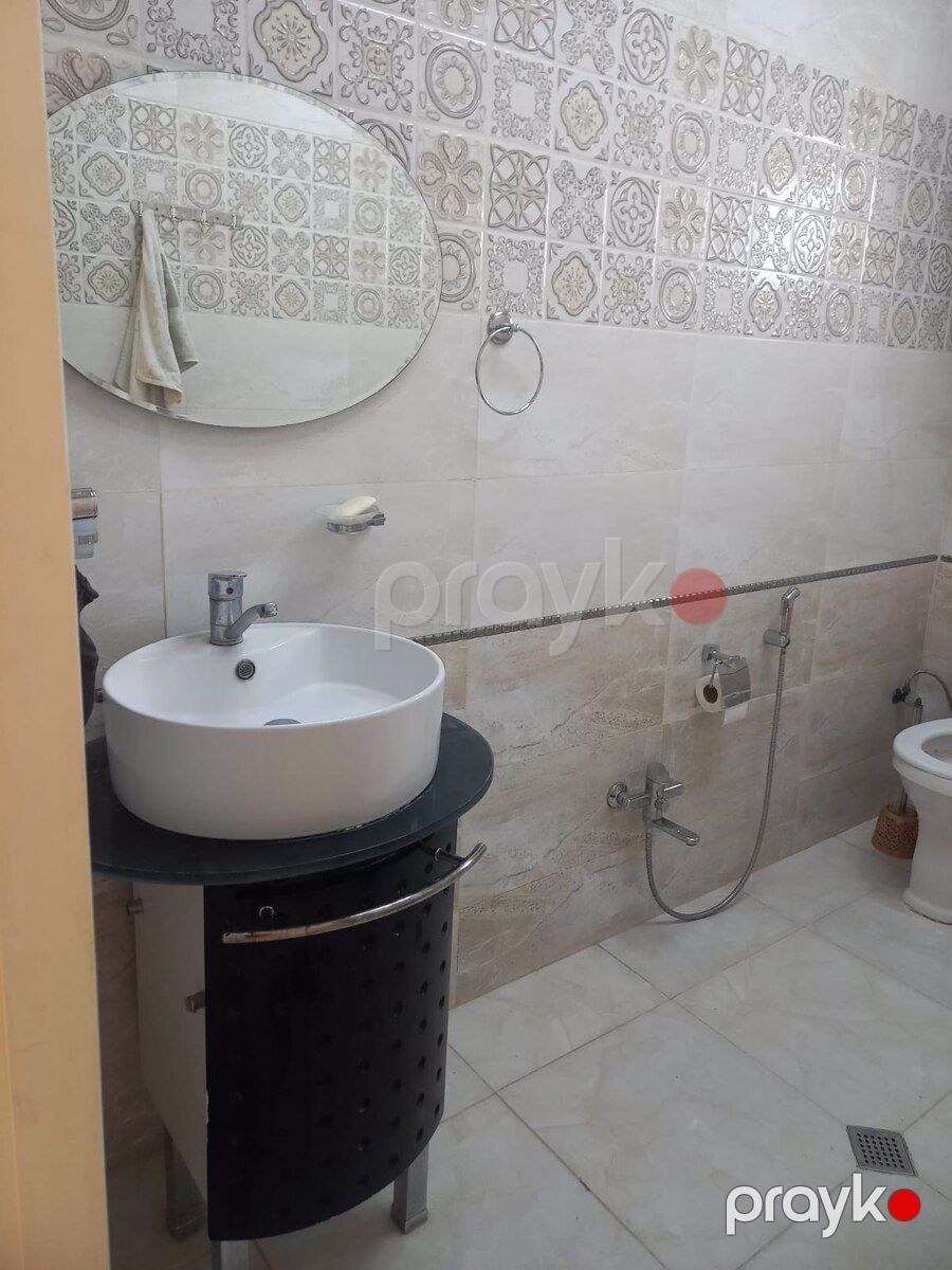Həyət evi, Yeni Saray qəs — Ev, villa, Bakı (4)