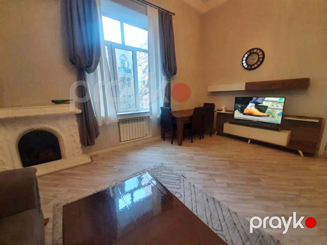 İcarəyə verilir 2 otaqlı köhnə tikili 108 m² — Mənzil, Bakı (12)