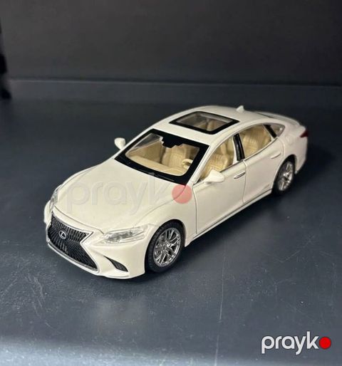 Lexus LS sedan miniatur modeli – kolleksiya və dekor üçün detallı