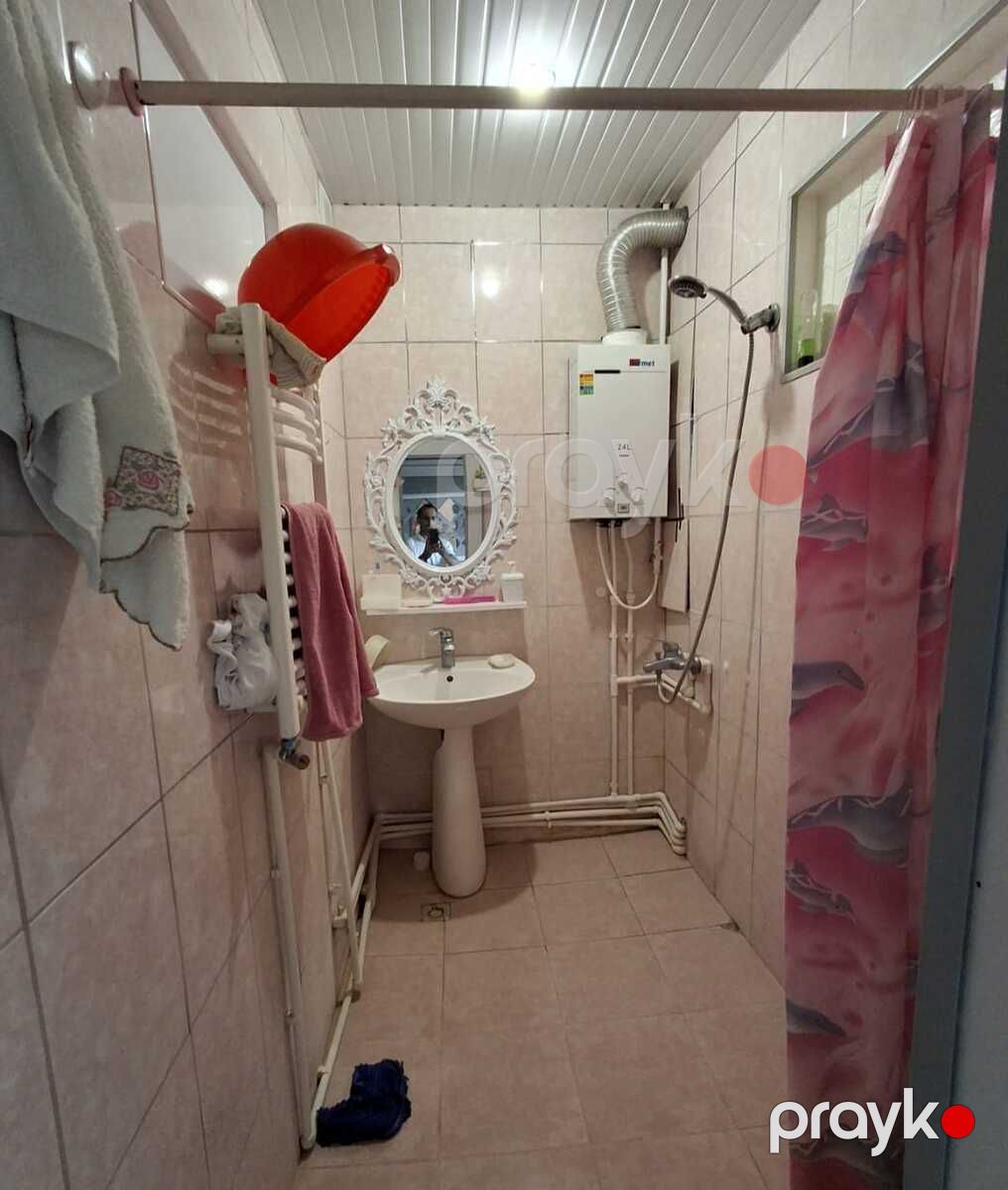 Satılır 2 otaqlı köhnə tikili 65 m² — Mənzil, Bakı (12)