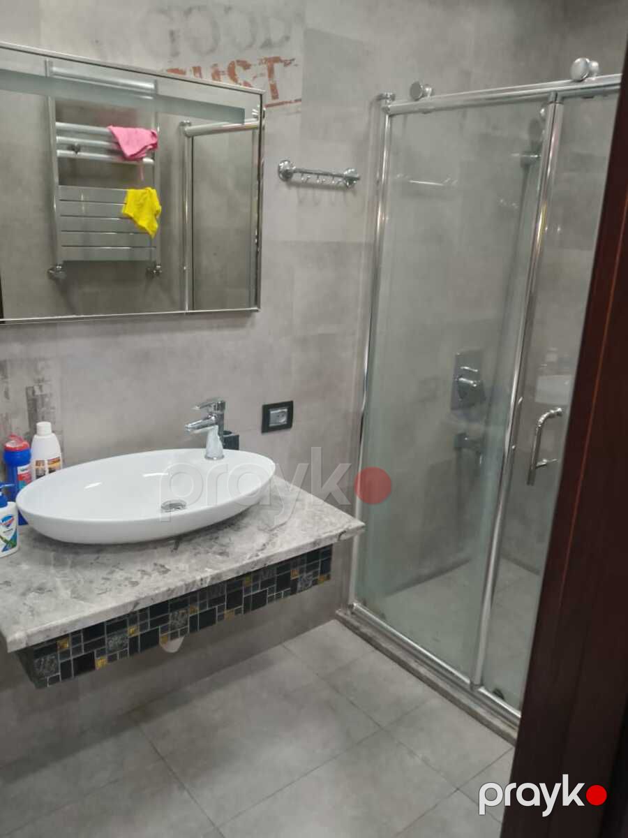 Satılır 2 otaqlı köhnə tikili 65 m² — Mənzil, Bakı (7)