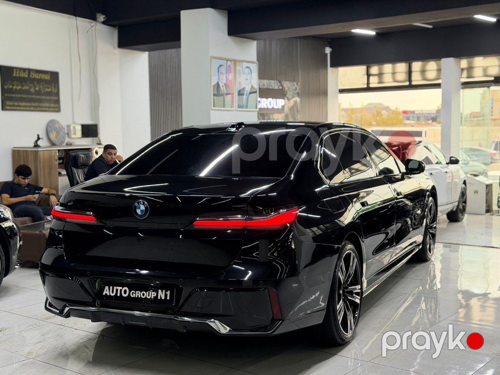 BMW i7, 105.7 kWh, 2022 il, 55 000 km — Avtomobillər, Bakı (4)