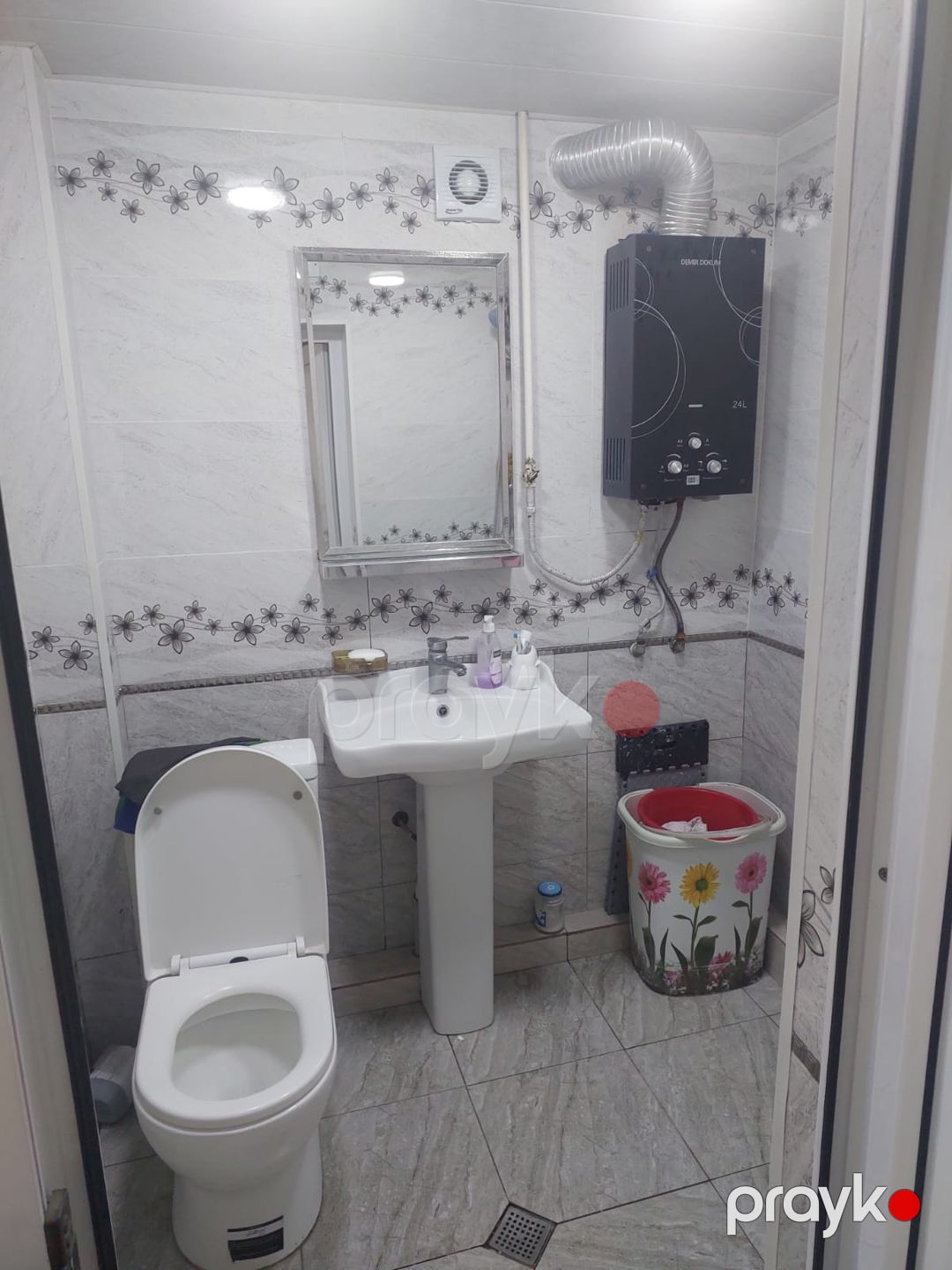 Satış: 2 otaqlı Köhnə tikili, 50 m², Yasamal rayonu — Mənzil, Bakı (11)