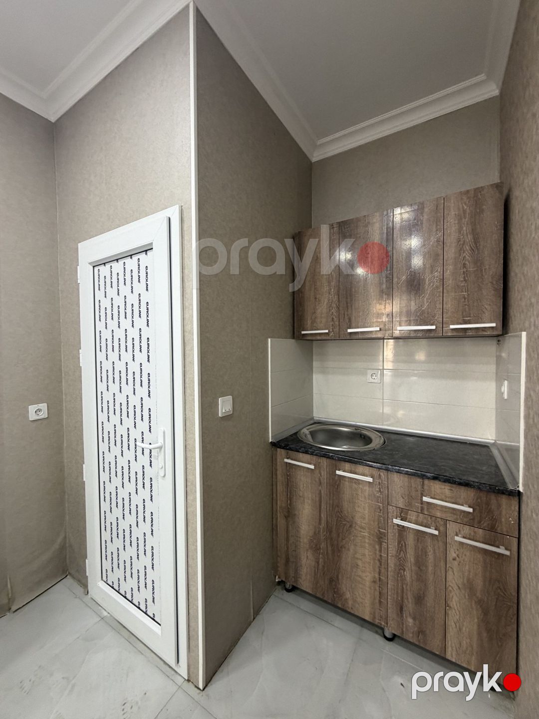 Satılır obyekt 13 m² — Əmlak, Bakı (10)