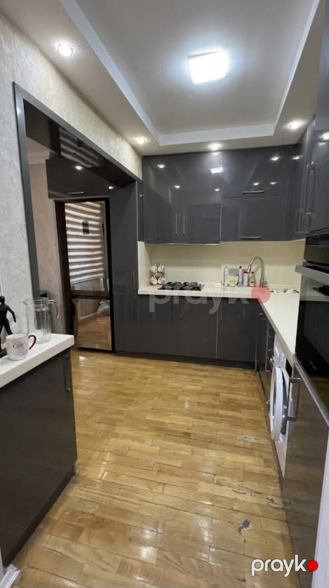 Satılır 4 otaqlı köhnə tikili 110 m² — Mənzil, Bakı (9)