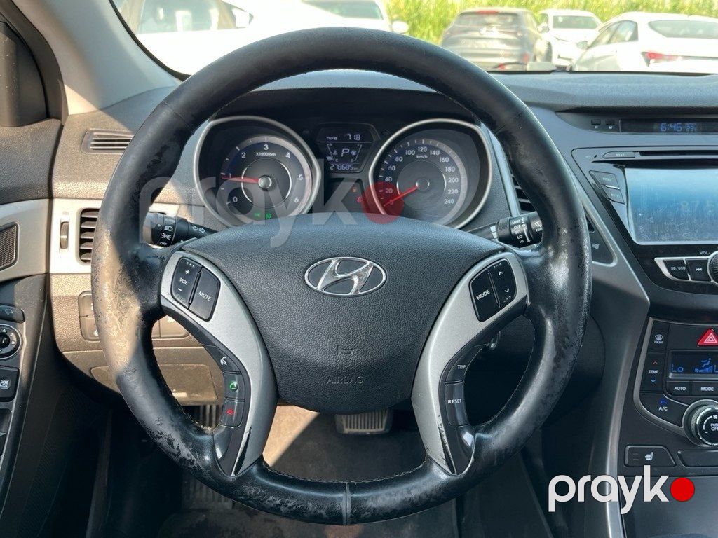 Hyundai Avante, 1.6 L, 2015 il, 276 700 km — Avtomobillər, Bakı (4)