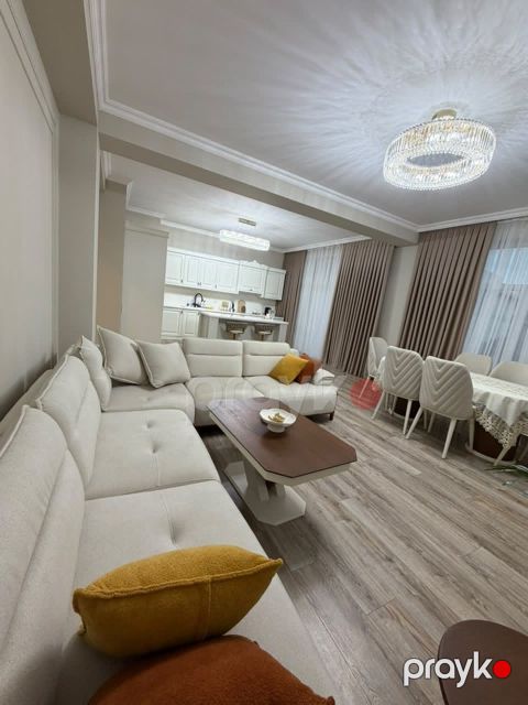 İcarəyə verilir 4 otaqlı yeni tikili 160 m² — Bakı