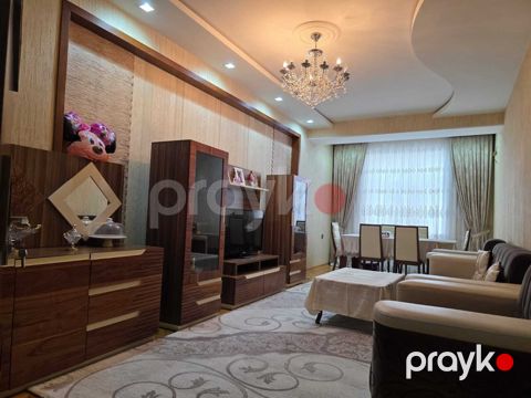 Satılır 3 otaqlı yeni tikili 135 m²
