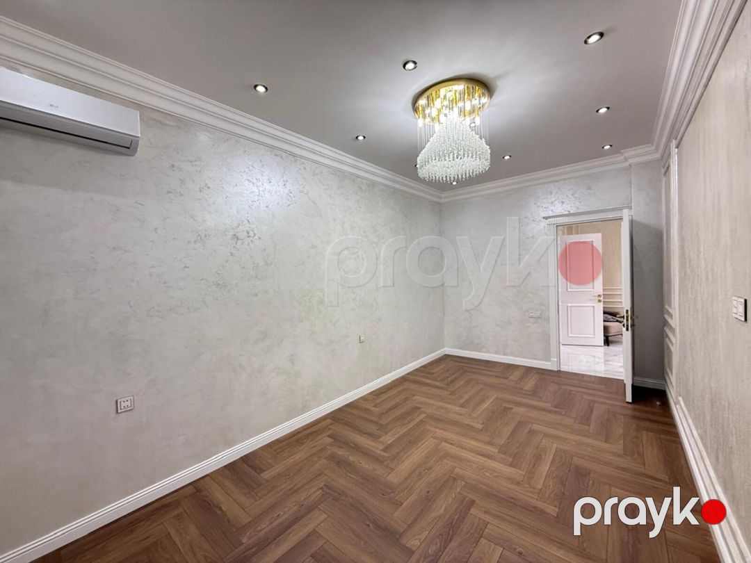 Satılır 4 otaqlı yeni tikili 205 m² — Mənzil, Bakı (7)
