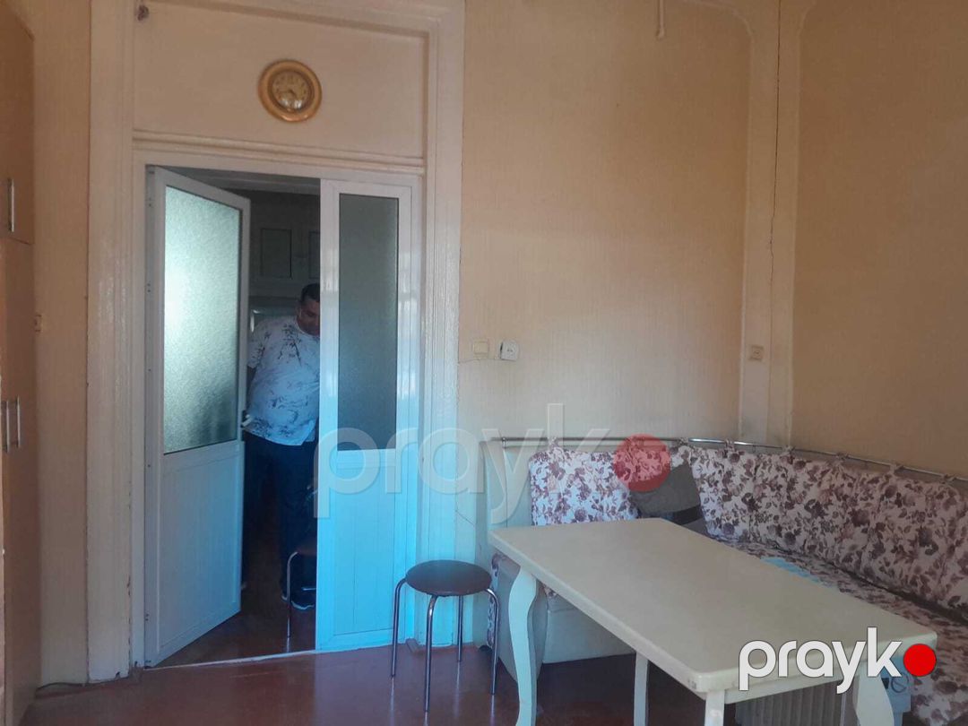 İcarəyə verilir 2 otaqlı köhnə tikili 52 m² — Mənzil, Bakı (5)