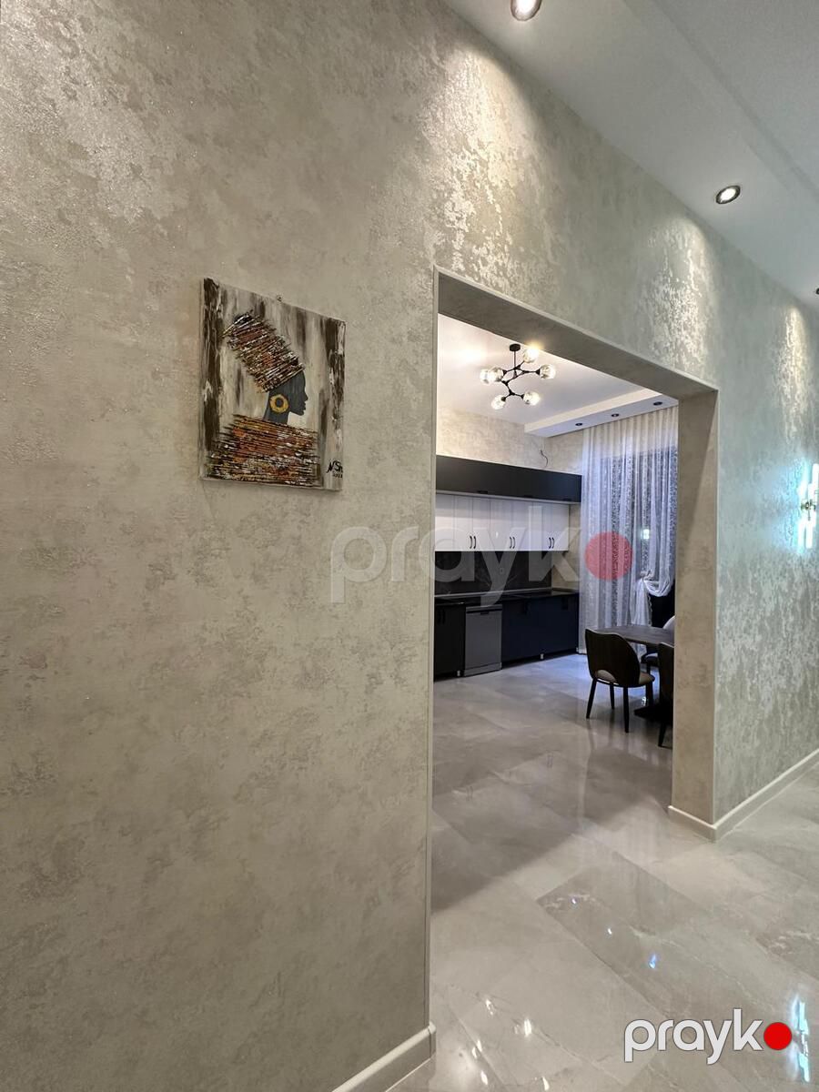Satılır 4 otaqlı həyət evi/bağ evi 250 m² — Ev, villa, Bakı (11)