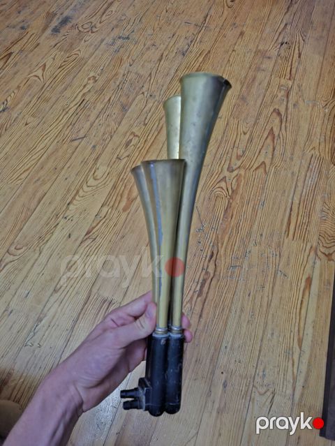 Gold FiFa turupka. Səsinə söz ola bilməz, idealdı. Real adamlar — Oğuz