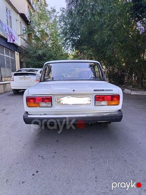 VAZ (Lada) 2107: 1.5 l 2009 il Sedan — Bakı