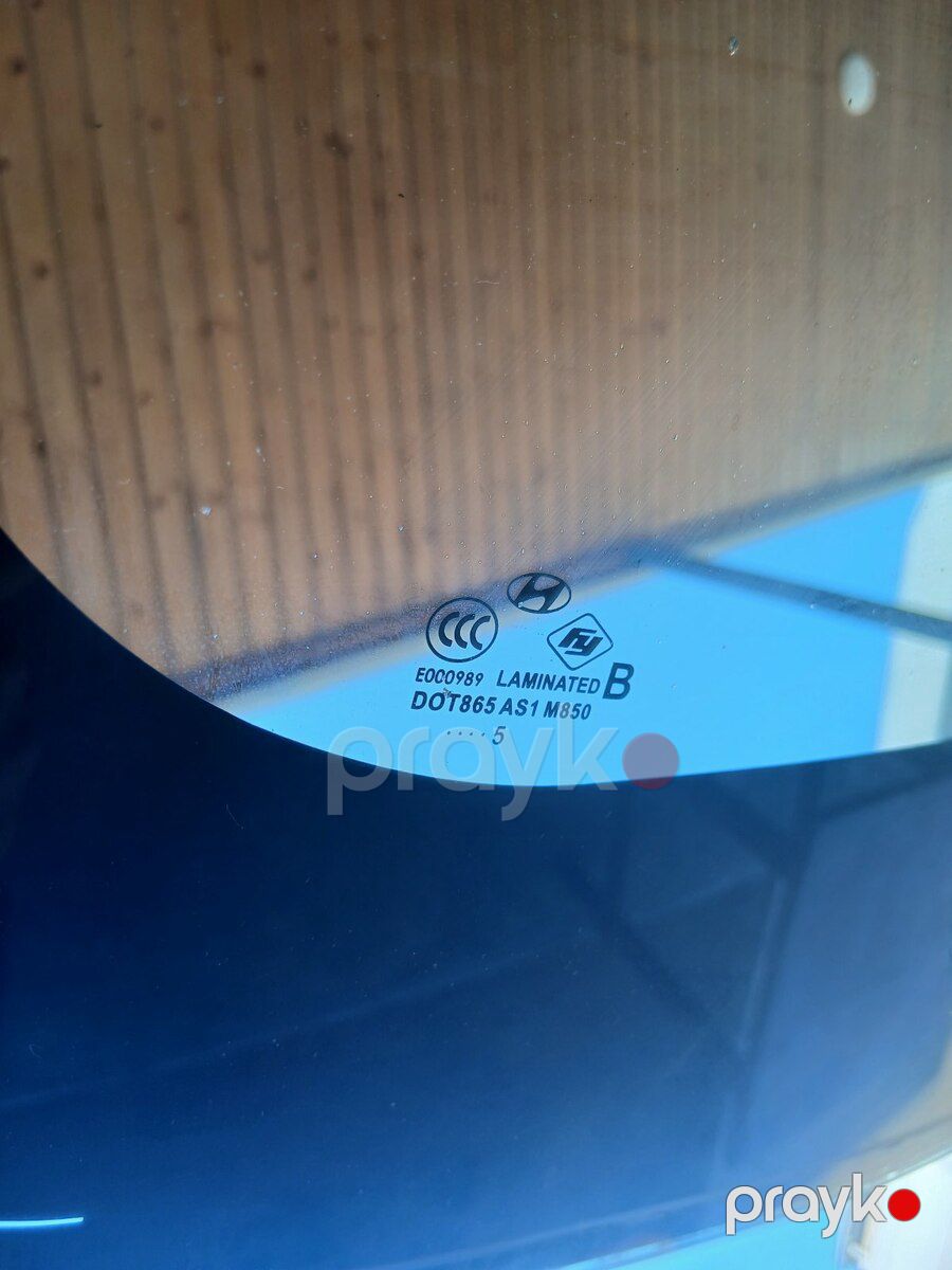 Hyundai Elantra 2011-2015 ön şüşəsi — Ehtiyat hissələri və aksesuarlar, Bakı (2)