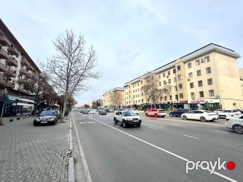 Satılır 2 otaqlı köhnə tikili 55 m² — Bakı