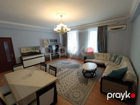 İcarəyə verilir 3 otaqlı yeni tikili 140 m²