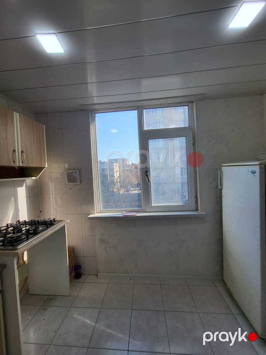 İcarəyə verilir 1 otaqlı köhnə tikili 40 m² — Mənzil, Bakı (8)