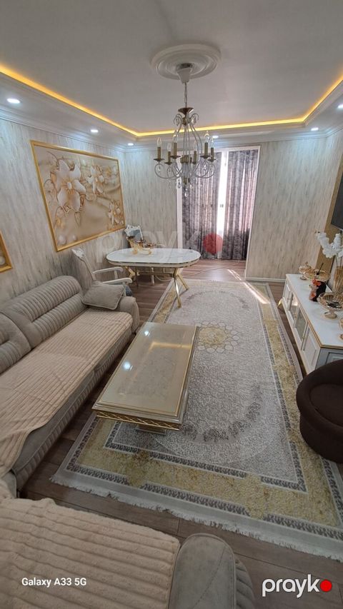 4-otaqlı mənzil, Gəncə ş., 100 m² — Gəncə