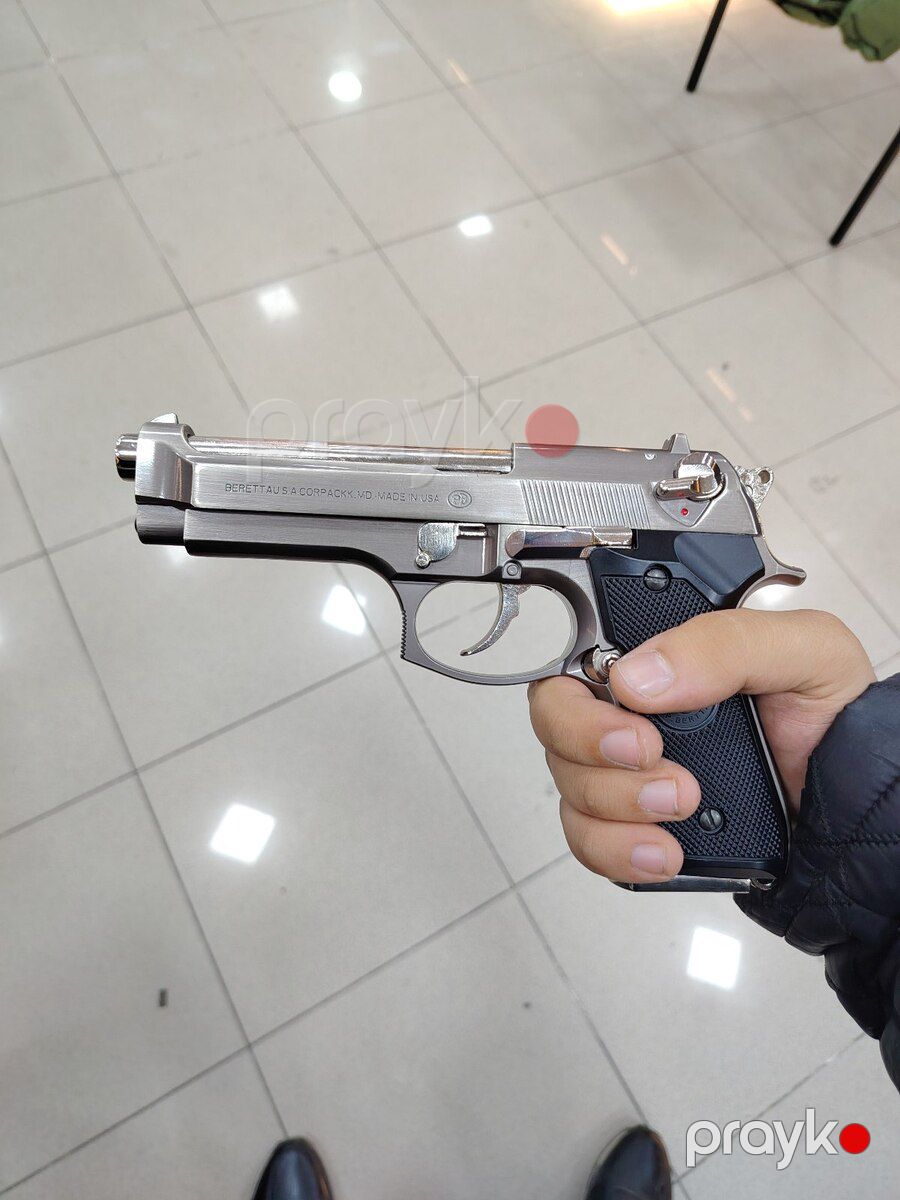 Beretta oyuncaq silahı — Oyuncaqlar, Bakı (2)