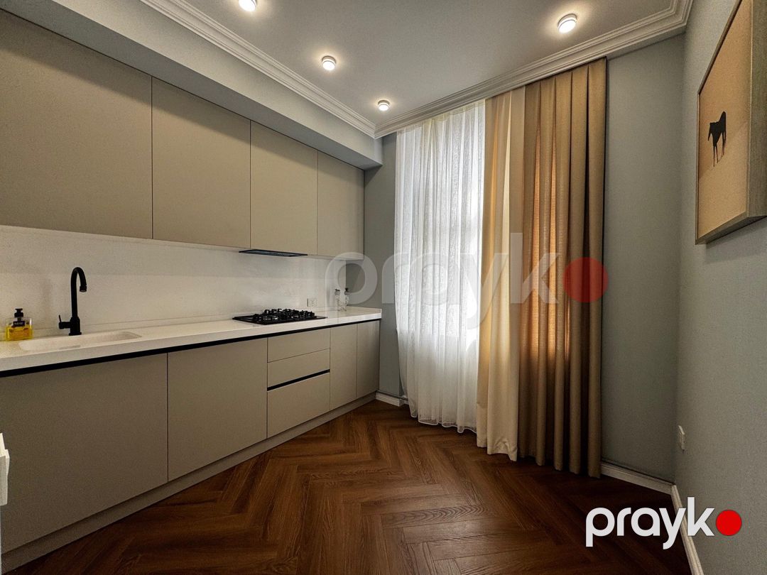 Satılır 2 otaqlı köhnə tikili 45 m² — Mənzil, Bakı (7)