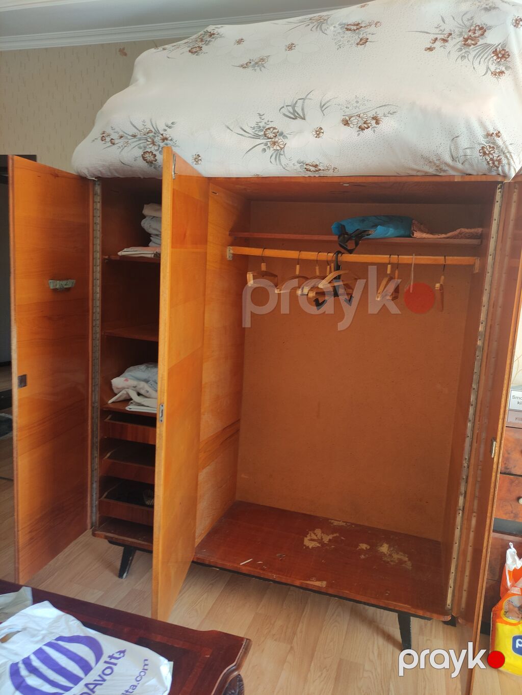 İşlənmiş, 3 qapılı, Siyirməli, Qəhvəyi, Taxta, Açılan, Düz dolab — Şkaflar, Masazır (2)