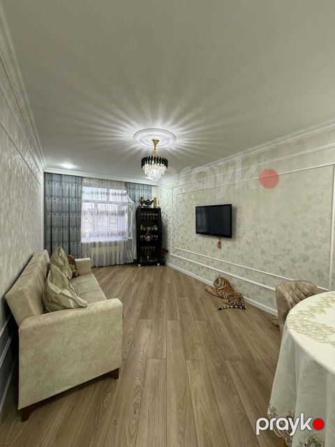 Satılır 3 otaqlı köhnə tikili 80 m² — Bakı