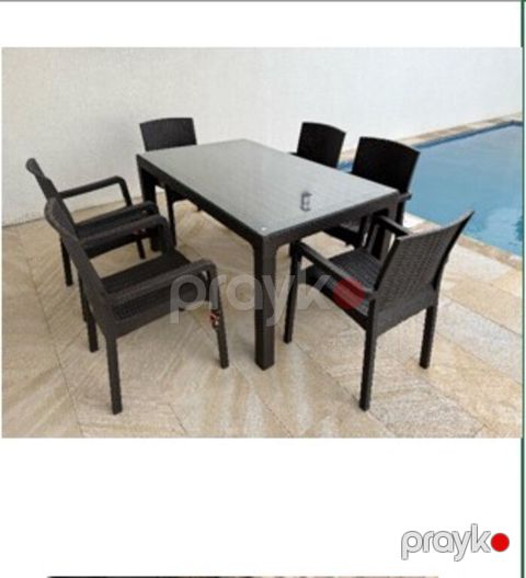Masa və oturacaqlar "Hilton" — Bakı