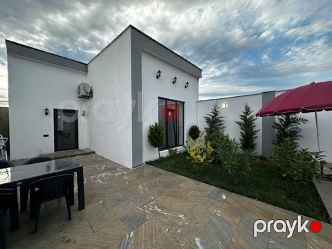 Satılır 4 otaqlı həyət evi/bağ evi 100 m² — Bakı