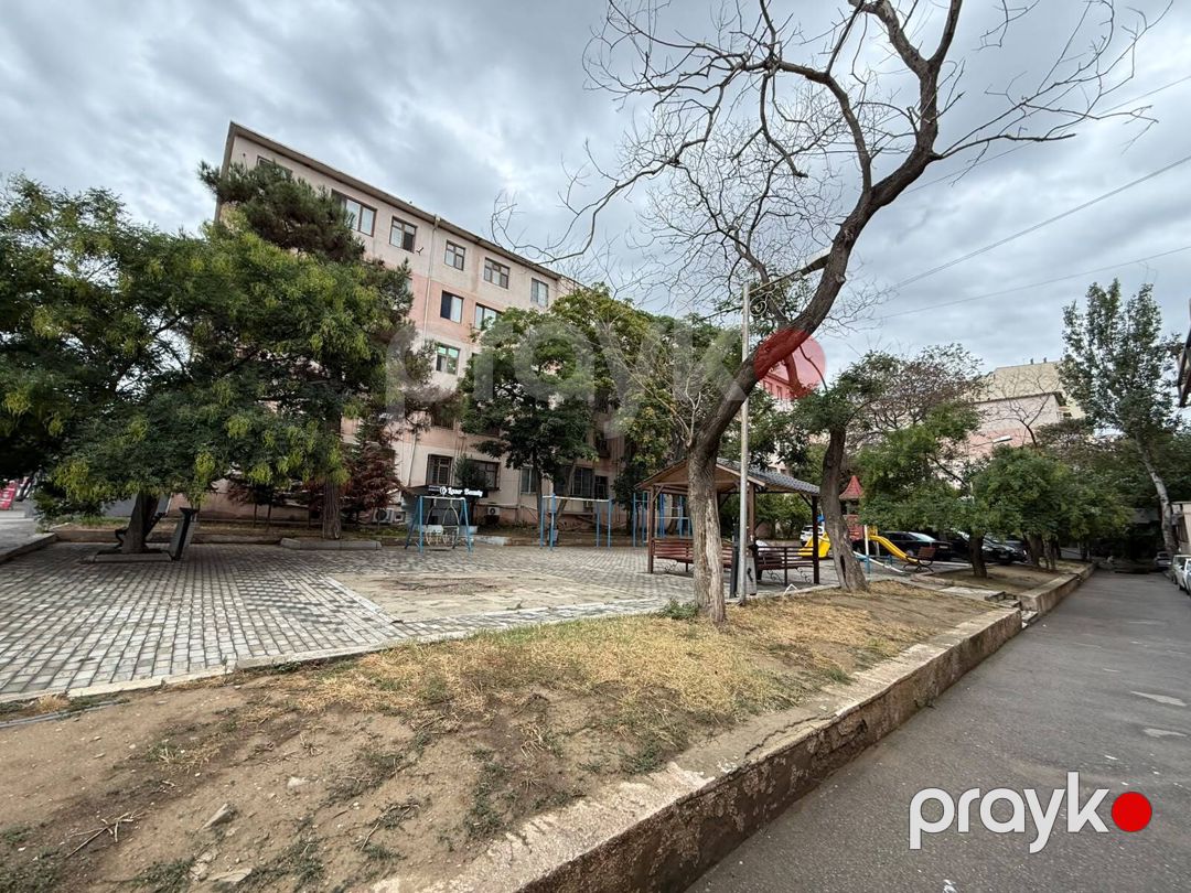 Satılır 2 otaqlı köhnə tikili 45 m² — Mənzil, Bakı (9)