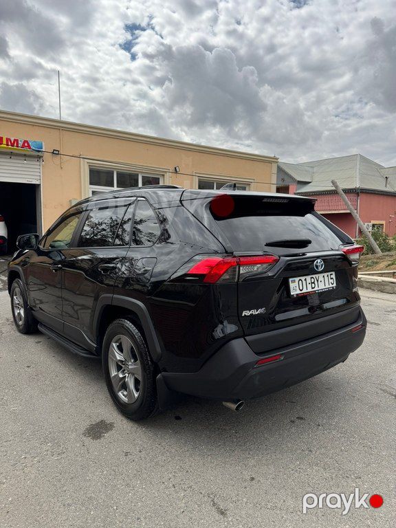 Toyota RAV4, 2.5 L, 1.6 kWh, 2023 il, 32 000 km — Avtomobillər, Bakı (7)