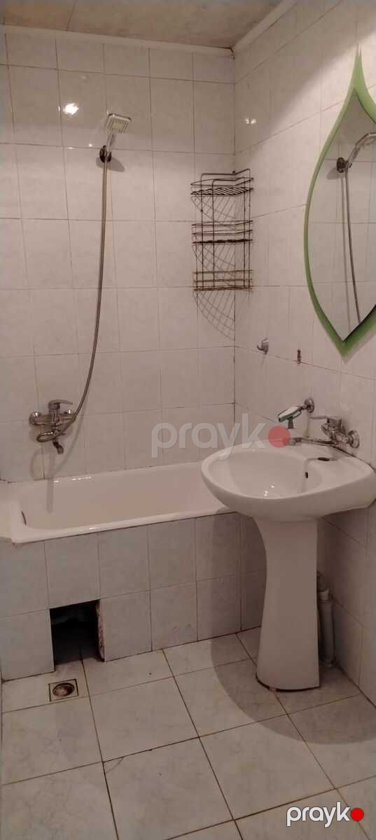 Satılır 2 otaqlı köhnə tikili 65 m² — Mənzil, Bakı (8)