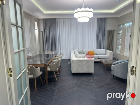 İcarəyə verilir 3 otaqlı yeni tikili 180 m² — Bakı