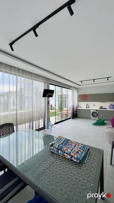Satılır 5 otaqlı həyət evi/bağ evi 500 m² — Ev, villa, Bakı (8)