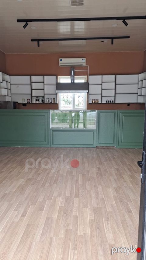 Membran bar stoyka Kofeşop və şirniyyat üçün nəzərdə tutulub əla — Novxanı