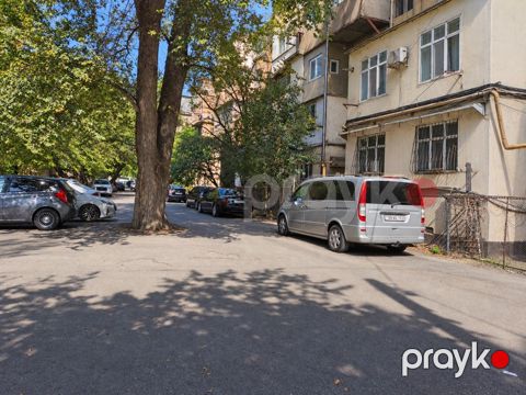 Satılır 1 otaqlı köhnə tikili 32 m² — Bakı