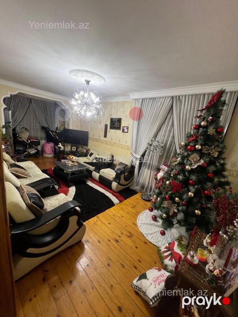 Satılır 5 otaqlı Bina evi menzil (Köhnə tikili), 110 m², 9-cu mikrorayon