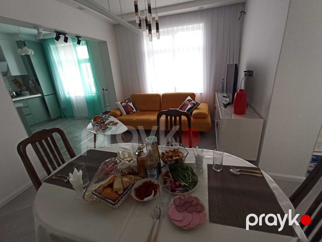 Satılır 2 otaqlı köhnə tikili 57 m² — Mənzil, Bakı (9)