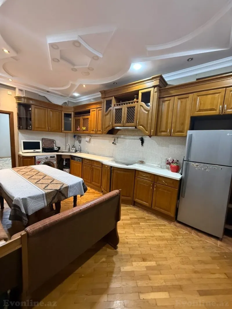 Kirayə verilir 3 otaqlı Mənzil Yeni tikili 130 m² Bakı, Binəqədi r., Nəsimi m., 9-cu mikrorayon — Mənzil, Bakı (4)