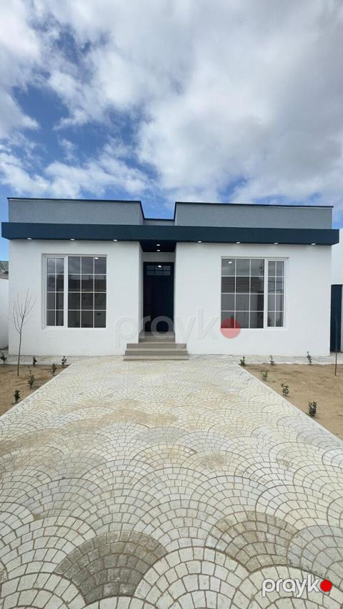 Satılır 3 otaqlı həyət evi/bağ evi 90 m² — Bakı