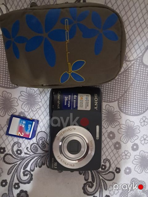 Sony Cyber-shot rəqəmsal fotoaparat Xüsusiyyətlər: - 10.1 MP təsvir — Bakı