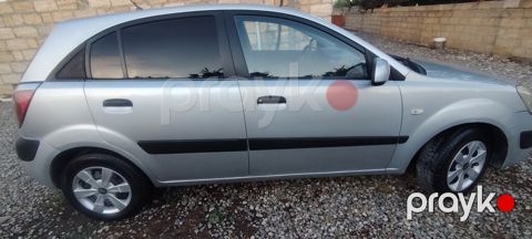 Kia Rio: 1.4 l Hetçbek — Quba