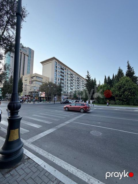 Satılır 2 otaqlı köhnə tikili 65 m² — Bakı