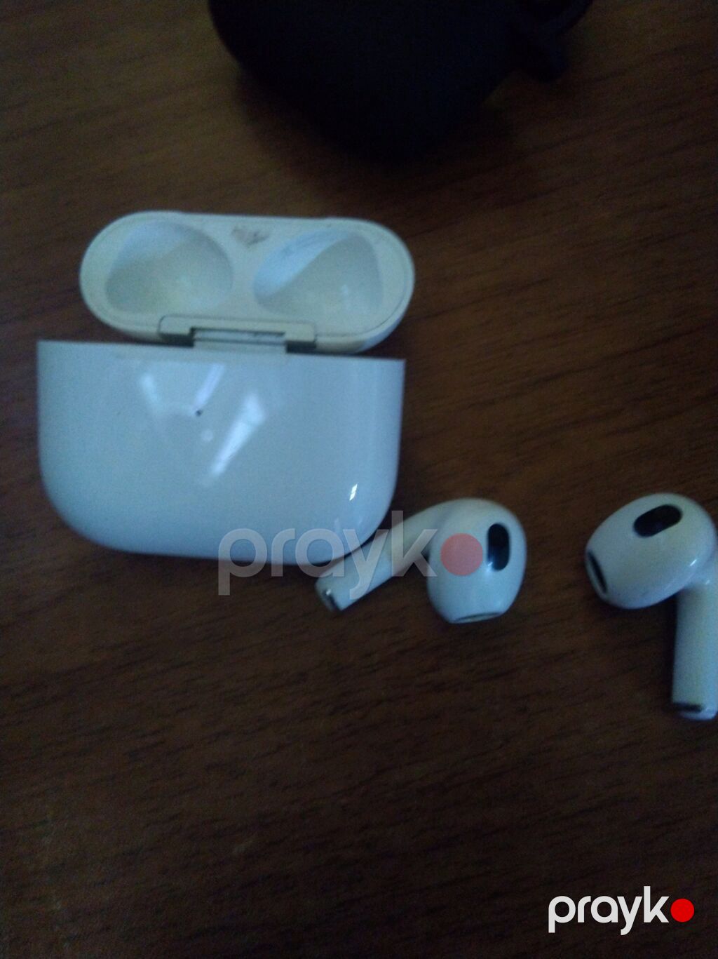 Arikinal airpods 3 a2566 madel ele zaratka tek ozudu qutu yoxdu 100m — Qulaqcıqlar, Bakı (2)