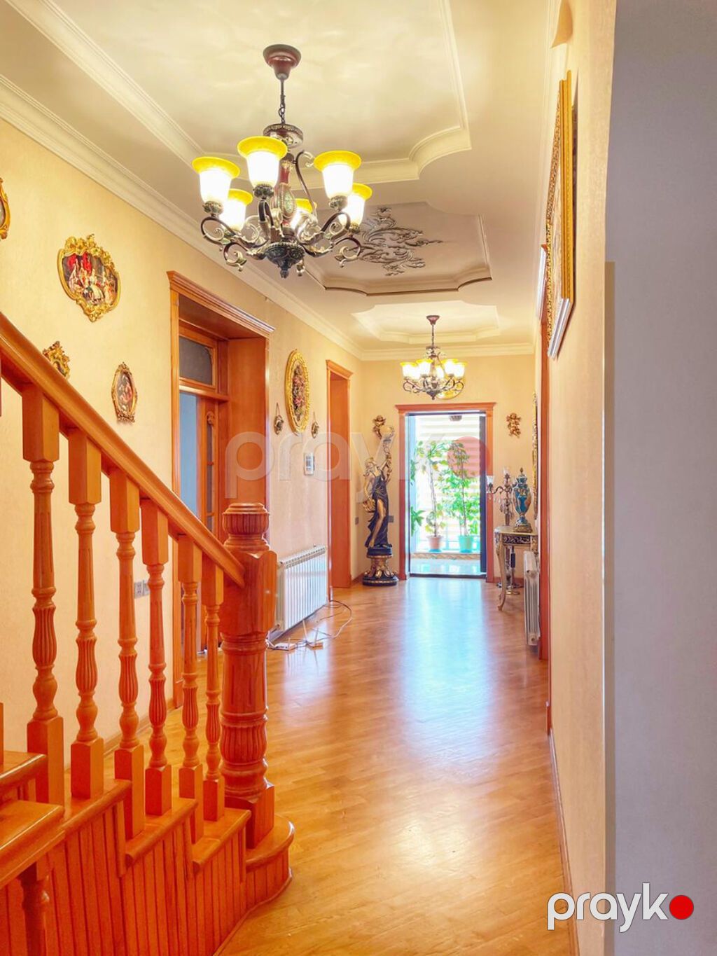 Satılır – 3 mərtəbəli fərdi yaşayış evi - Ümumi sahə: geniş həyətli — Ev, villa, Bakı (5)