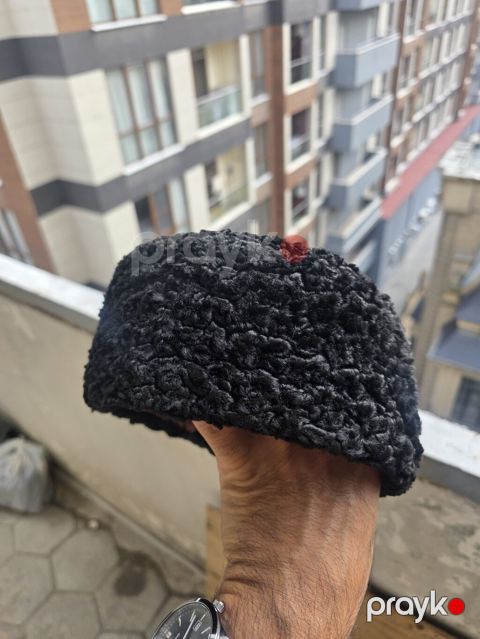 Qara qoyun kürkü üslubunda papaq - Model: klassik dairəvi “quzu tükü” — Bakı